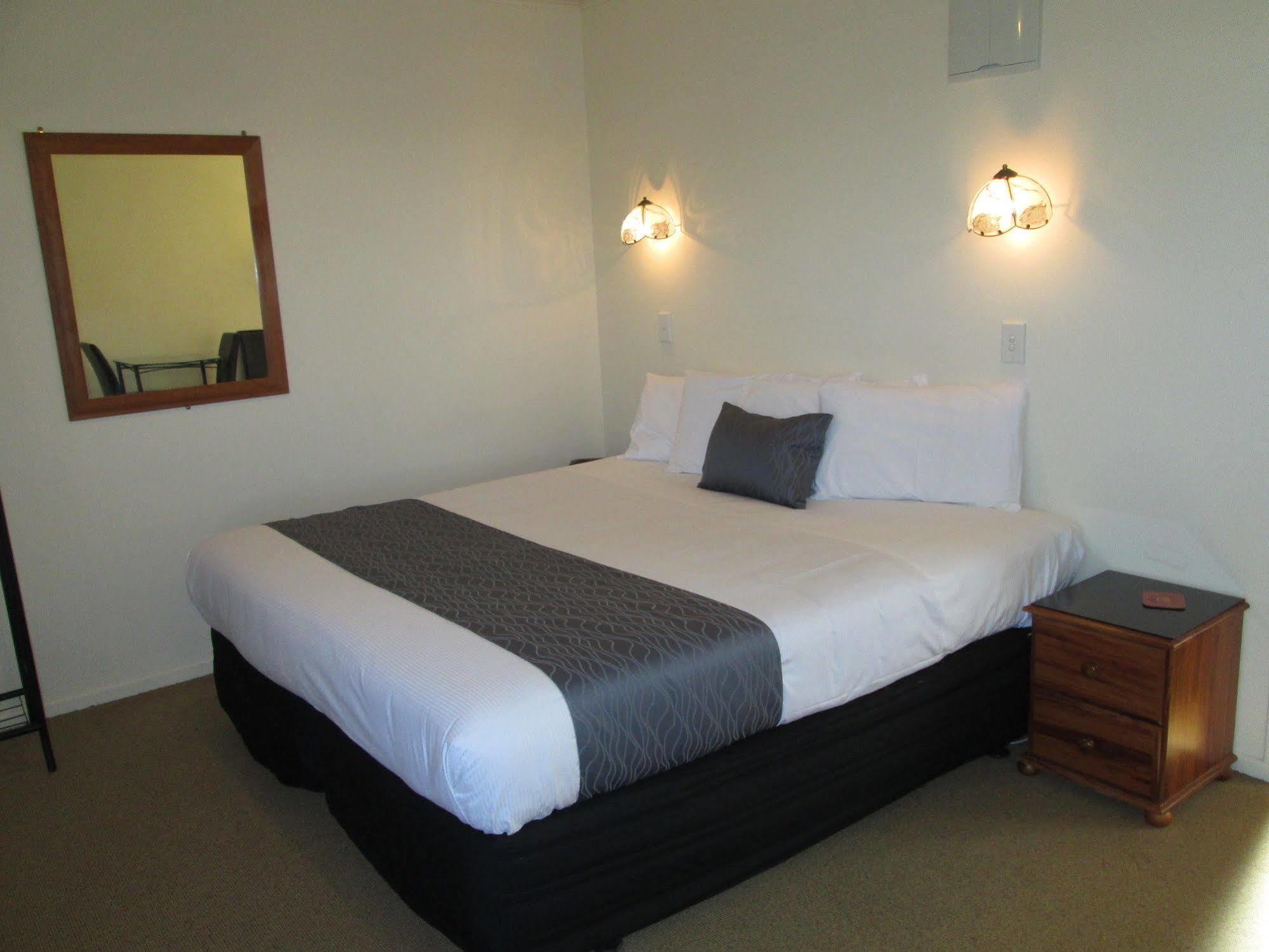 Shortland Court Motel Thames Kültér fotó